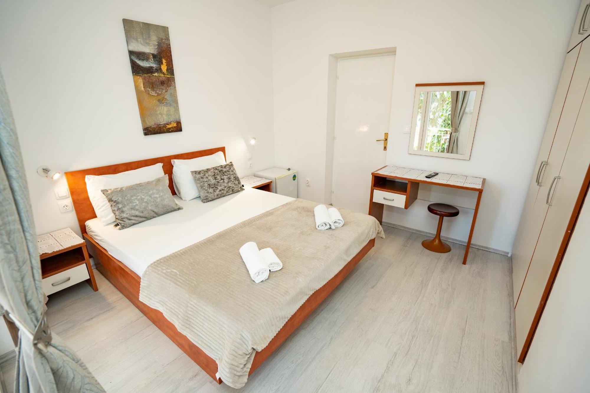 Pool Mansion Magnolia - Comfort Rooms Novalja Exterior foto